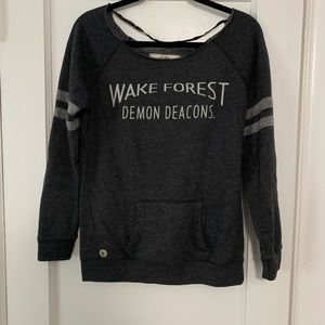 Wake Forest University Women’s Sweatshirt Medium